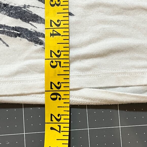 Karen by Karen Kane Cream S Tee – Lightweight Minimalist Botanical Chic - Picture 6 of 9